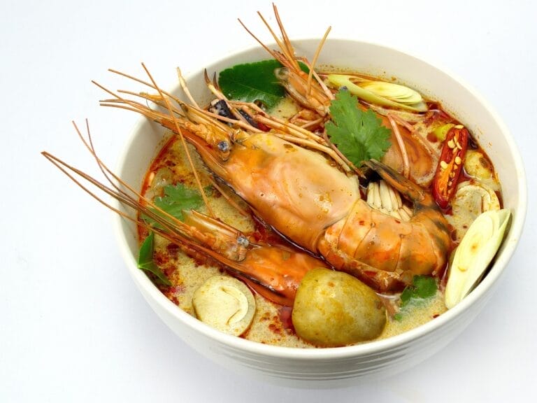 spicy prawn soup, hot and sour soup, thai food-2251015.jpg